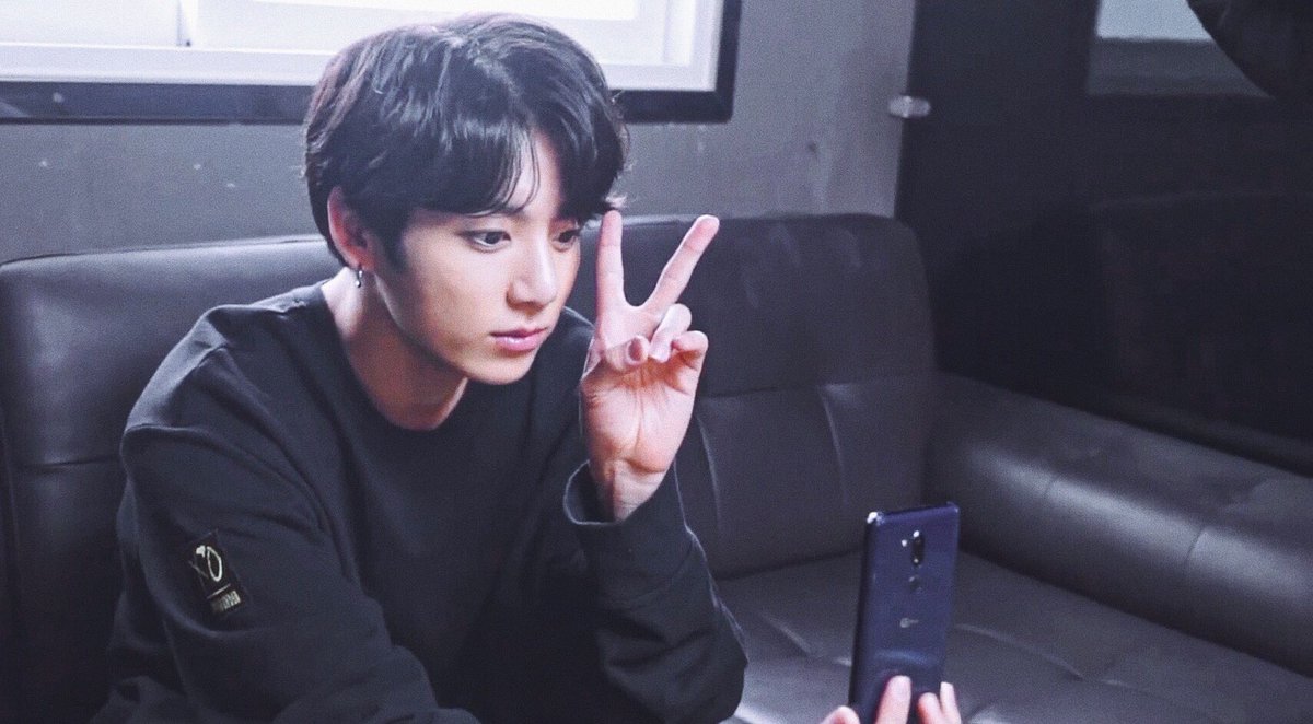 Jungkook with V( or Peace sign) a thread :