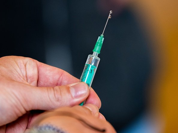 News24's tweet image. Coronavirus breakthrough drug is made in SA – and costs only R150 an injection | @BISouthAfrica 

ow.ly/4I6u50A9Rh2