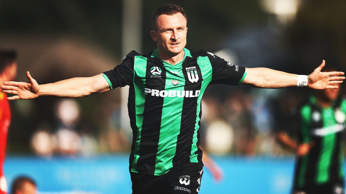 . @wufcofficial striker  @BesartBerisha7 but as you scroll down he’s gets happier...because the Hyundai  #ALeague is BACK (THREAD) #ALeague  #FootballReturns