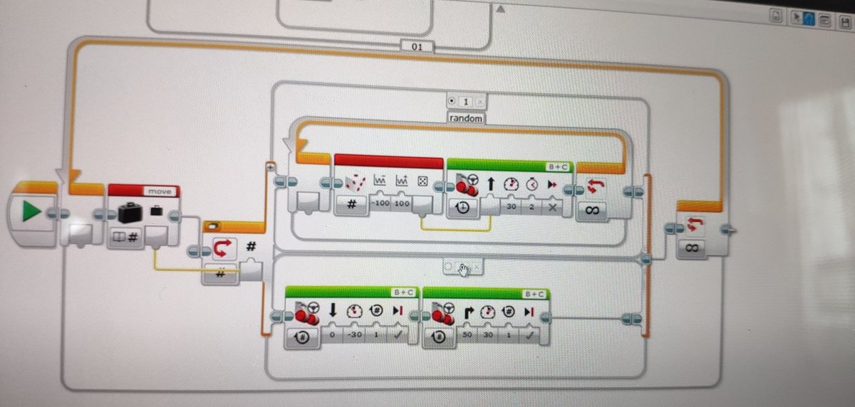 Code_Detektive's tweet image. Ev3 Aufgaben lösen mit Variablen. Mathematik für die Oberstufe.