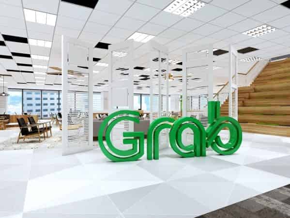 Debtwire's tweet photo. Grab Holdings Inc, the investment-holding company for ride-hailing firm Grabtaxi Singapore Pte Ltd, is in talks with banks for an up to USD 500m revolving credit facility (RCF)
Read the complete article by @ManjuDalalSG: https://t.co/5cXzRzI7VS
#LoanMarket #Debtwire #DebtwireAsia https://t.co/dHdpgtprpr