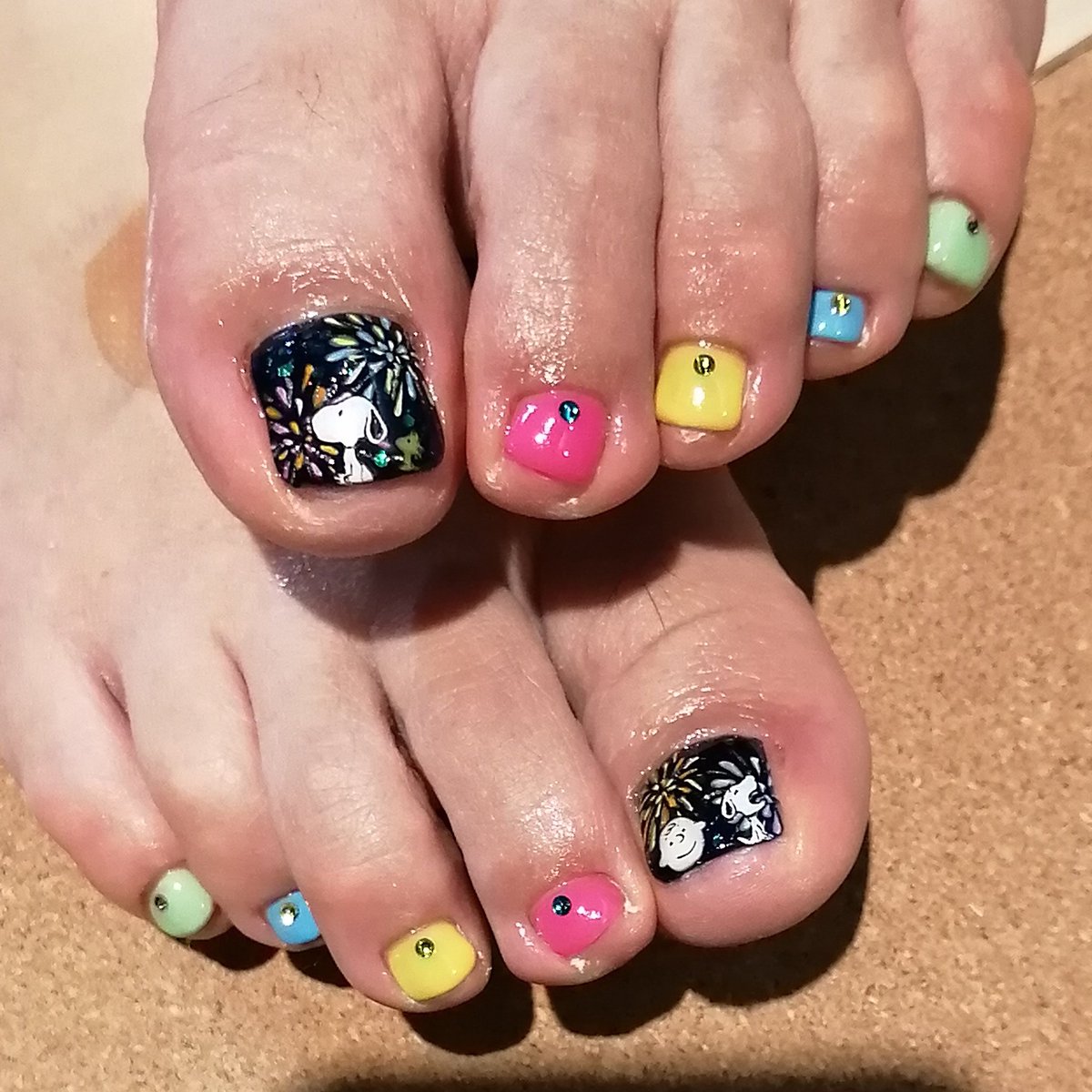 Hisae Nail お客様ネイル 今年はちょっと見るの難しいのかなー 花火ネイル ありがとうございました ネイル 痛ネイル キャラネイル ネイルアート 手描きイラスト 手描きネイル 手描き アート 模写 花火 花火ネイル スヌーピー