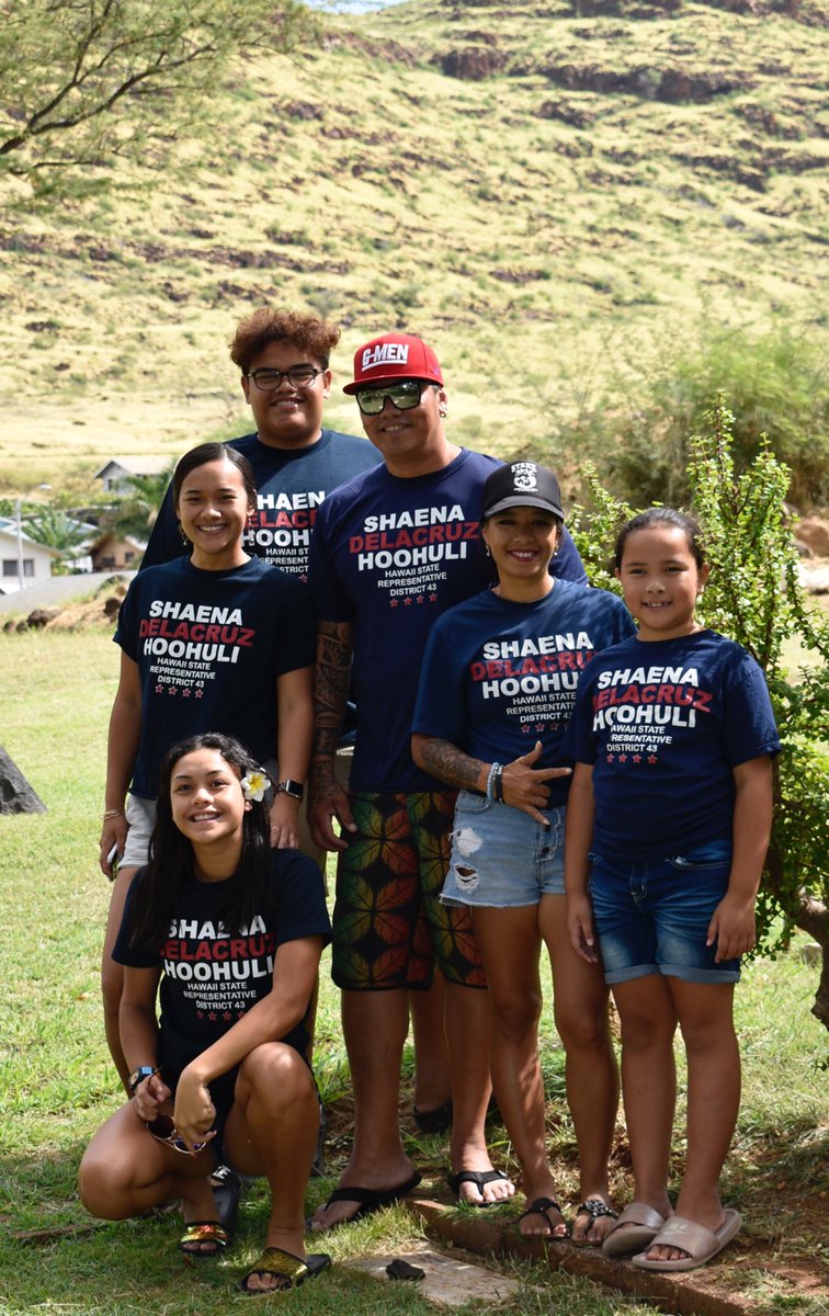 Kelly Hoohuli's Instagram, Facebook & TikTok on IDCrawl