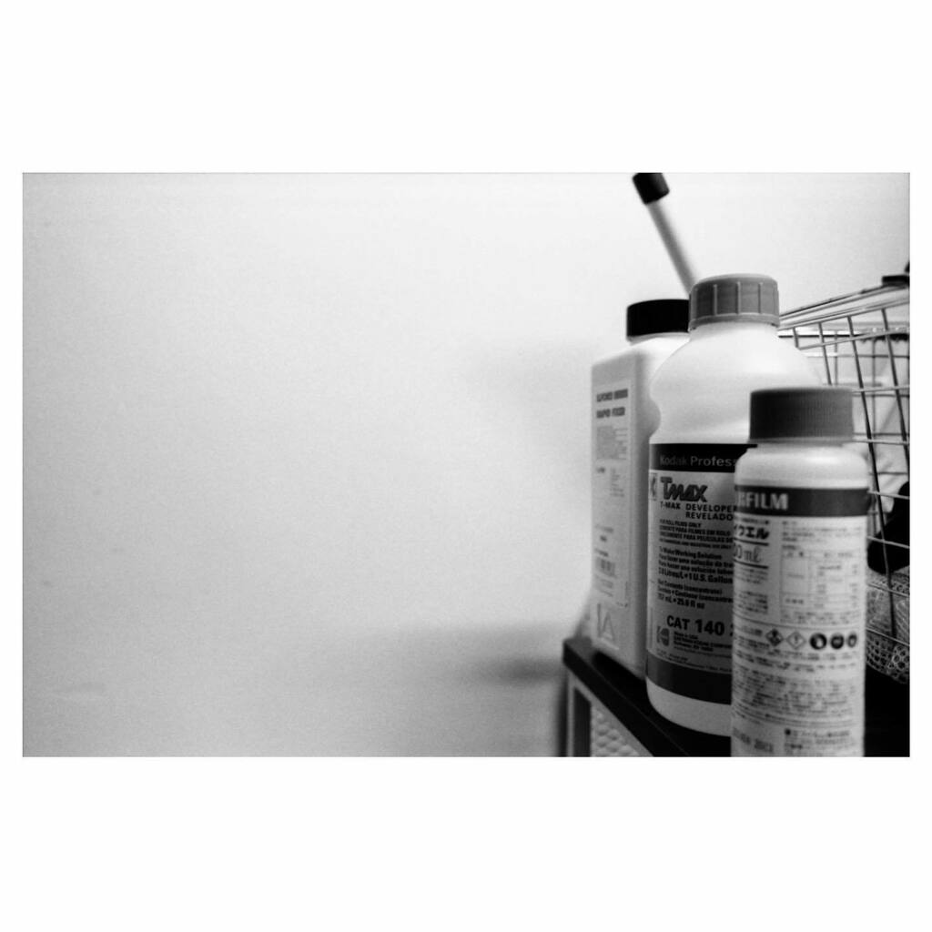 issie_ossie's tweet image. Do I still remember the recipe of film development? #in2012 #filmphotography #blackandwhite