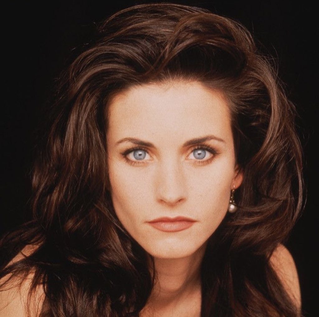 Happy 56th Birthday Courteney Cox!   