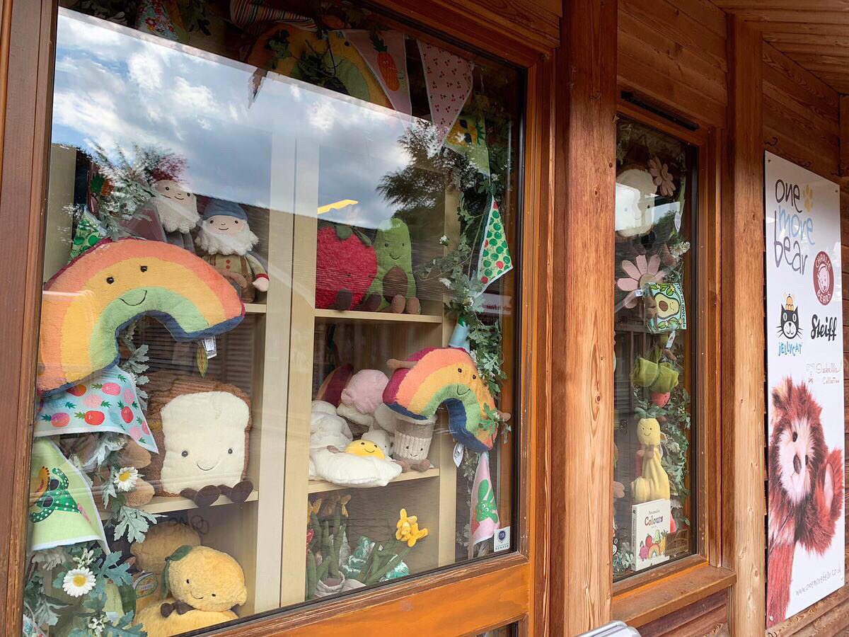 one_morebear's tweet photo. We are reopening our doors Friday, Saturday &amp; Sunday this week 10-4pm 🐻💖 https://t.co/Ow0S32GXTc