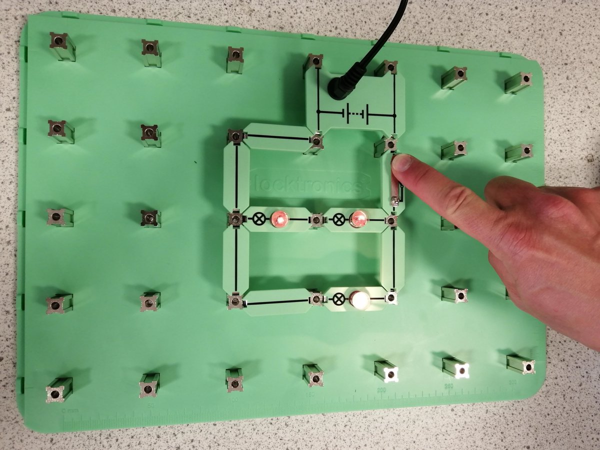 DOYRMS's tweet photo. Our state-of-the-art classrooms and resources provide enhanced, interactive and immersive teaching and learning. Thanks to The Dukies’ Foundation, the #Science department have been able to acquire #Locktronics Kits to aid students understanding of #electricity. #School https://t.co/roXteFqj7B