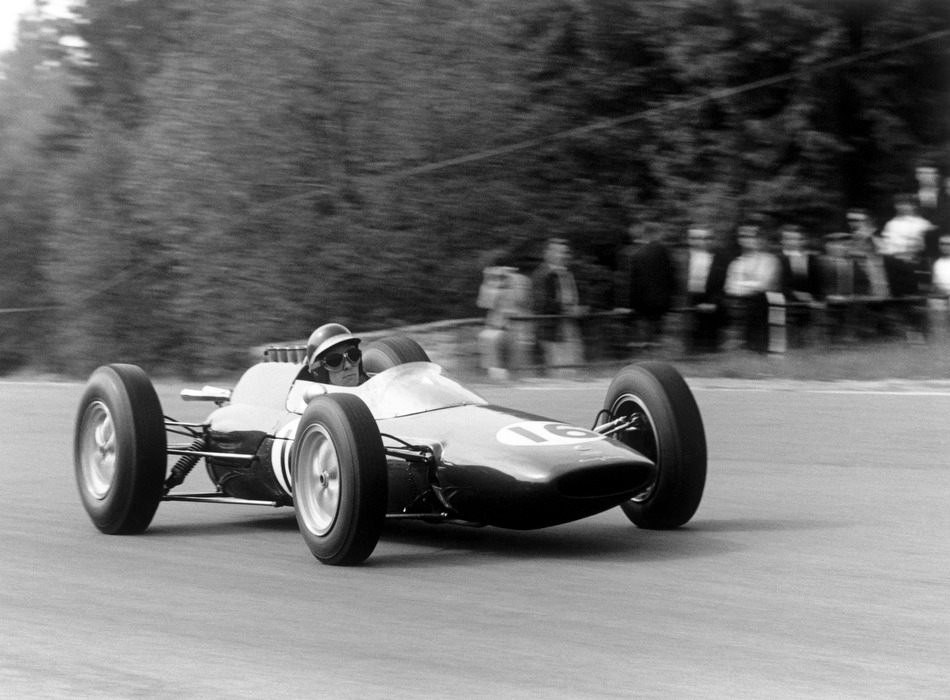 #OnThisDay 17 June 1962 Jim Clark
Won his first ever #F1 race win at the Belgian Grand Prix @circuitspa. The beginning of an era with Clark & Chapman dominating F1 and #Lotus 25, 33, 49 revolutionising F1 car design that everyone else would follow.
https://t.co/ndFjl5fD32 https://t.co/qX7PLdb7XV