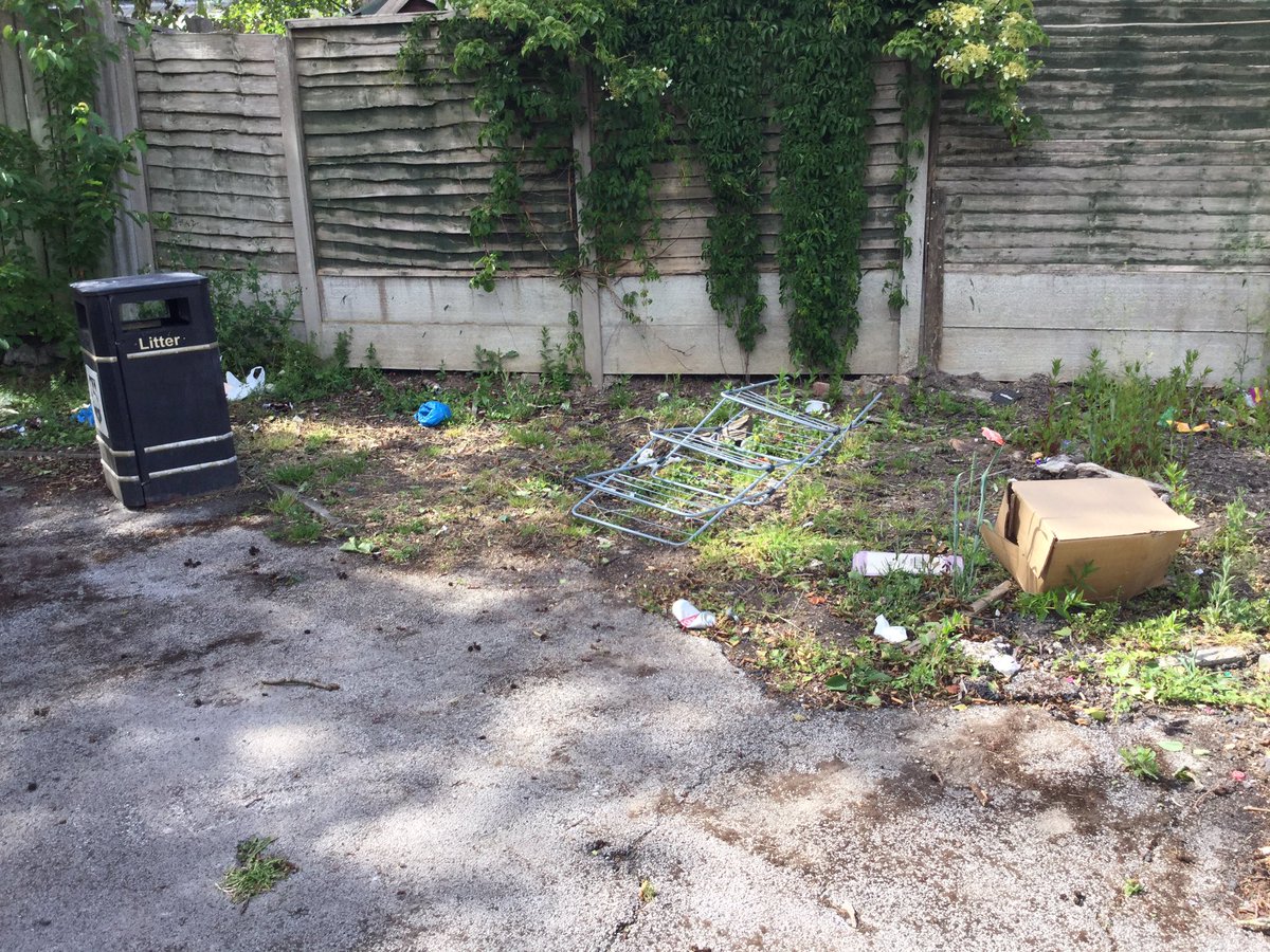 PlungingtonL's tweet photo. Catching up on casework picked up after a helpful gathering of residents, @PrestonPolice and @LabourCllrs. Locals want, and have right to expect, return on their @prestoncouncil tax. #MilesWalk take over by alcohol/drug users makes space unsafe. Cllr @pav_akhtar #LabourDoorstep https://t.co/H8TA1mj0yG