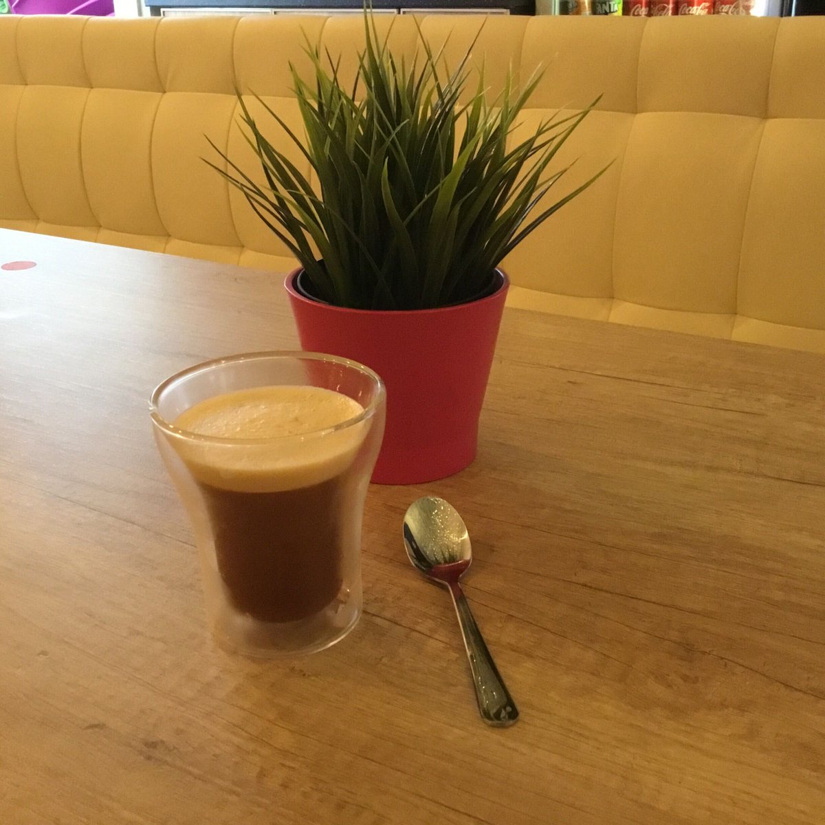 etincelle_tls's tweet photo. Envie d’un peu de fraîcheur ? Les cafés frappés font leurs retours ! #coworking https://t.co/KglkAYrbhI