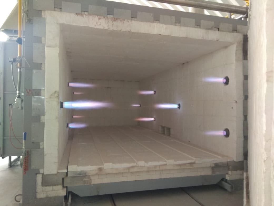 KelvinsGroup's tweet photo. Life really become beautiful when we love our profession! 😊
More details on Heat Treatment Furnace running on LPG!
#LPG #LPGapps
@HPCL @WorldLPGAssoc @wankhedeprafull @james_rockall @iammohitdhawan @kelvingroups @PetroleumMin @LPGas_Mag @LPGSASA @sunilkmare @nalli_srinivas https://t.co/zqbcZiWvzW