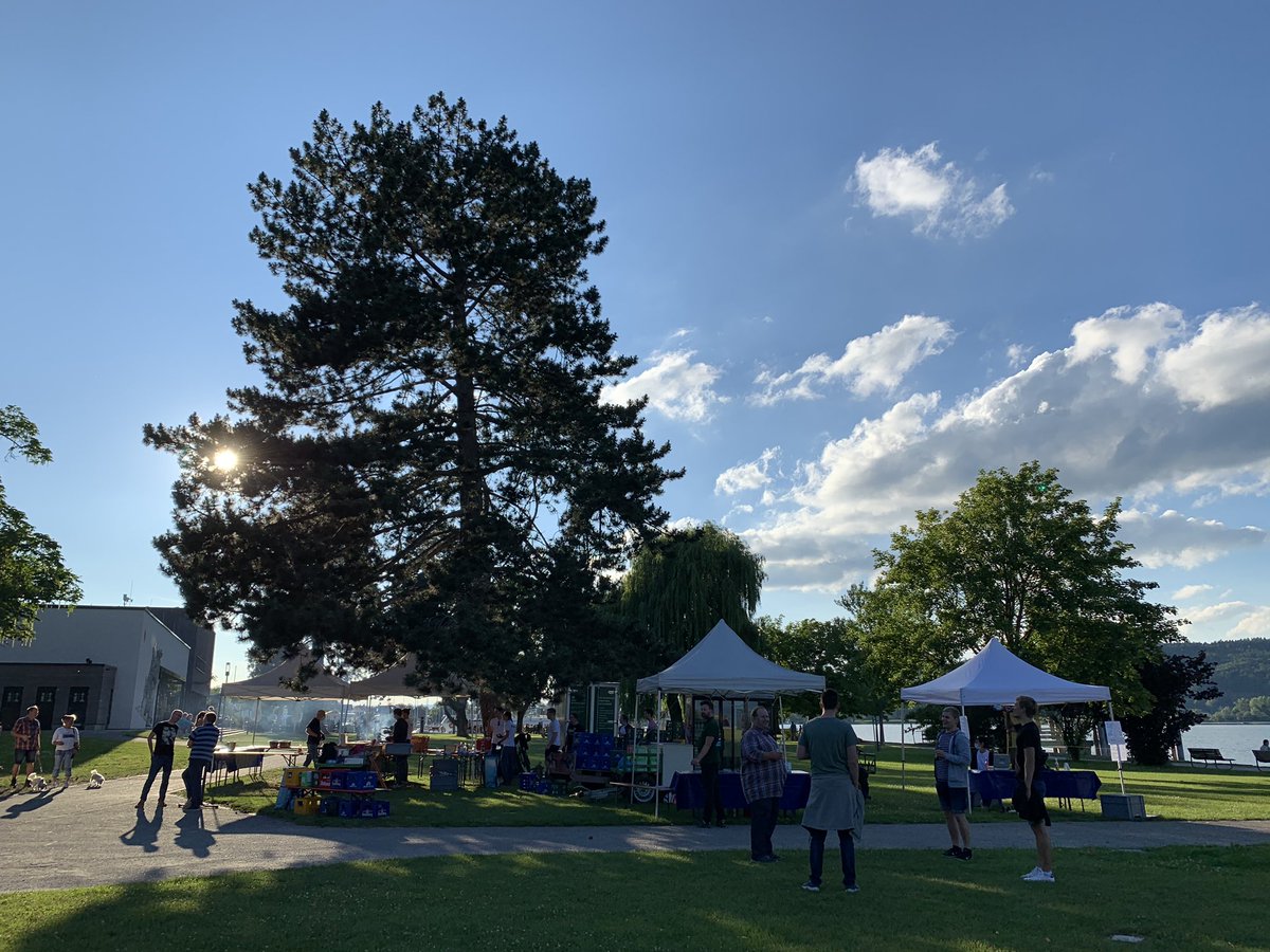 DLRG_BoLu's tweet photo. Die Grillfestsaison ist eröffnet. Unser Grillzügle ist diesen Donnerstag wieder für euch da. Los gehts um 18:00 Uhr in den Uferanlagen in Bodman. Wir freuen uns auf euch☀️
#grillzügle#dlrgbolu#sommergillfest#sommer#grillen#bodman#fun https://t.co/uVHDIPldqq