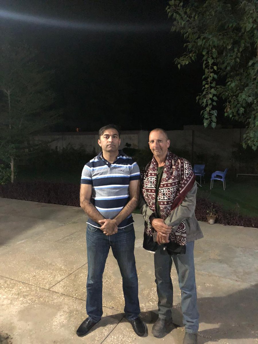 alihassan1697's tweet photo. Kashmore police took timely action to rescue Australian tourist lost in the  suburbs of Kashmore dist. Dispatched home with maps and food/souveniers from Kashmore!  Credit goes to @AsadAyub @sindhpolicedmc @MuradAliShahPPP 

#WelldoneSSPKashmore #StopblackmailingSSPKashmore https://t.co/QTDF49ummQ