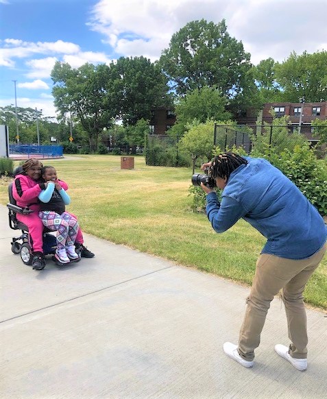 CuyahogaHousing's tweet image. Families received free family portraits as they celebrated completing their census! #completecountcle #Census2020 @Upcycle_Parts Natasha Herbert Photography, Kings &amp;amp; Queens of Art