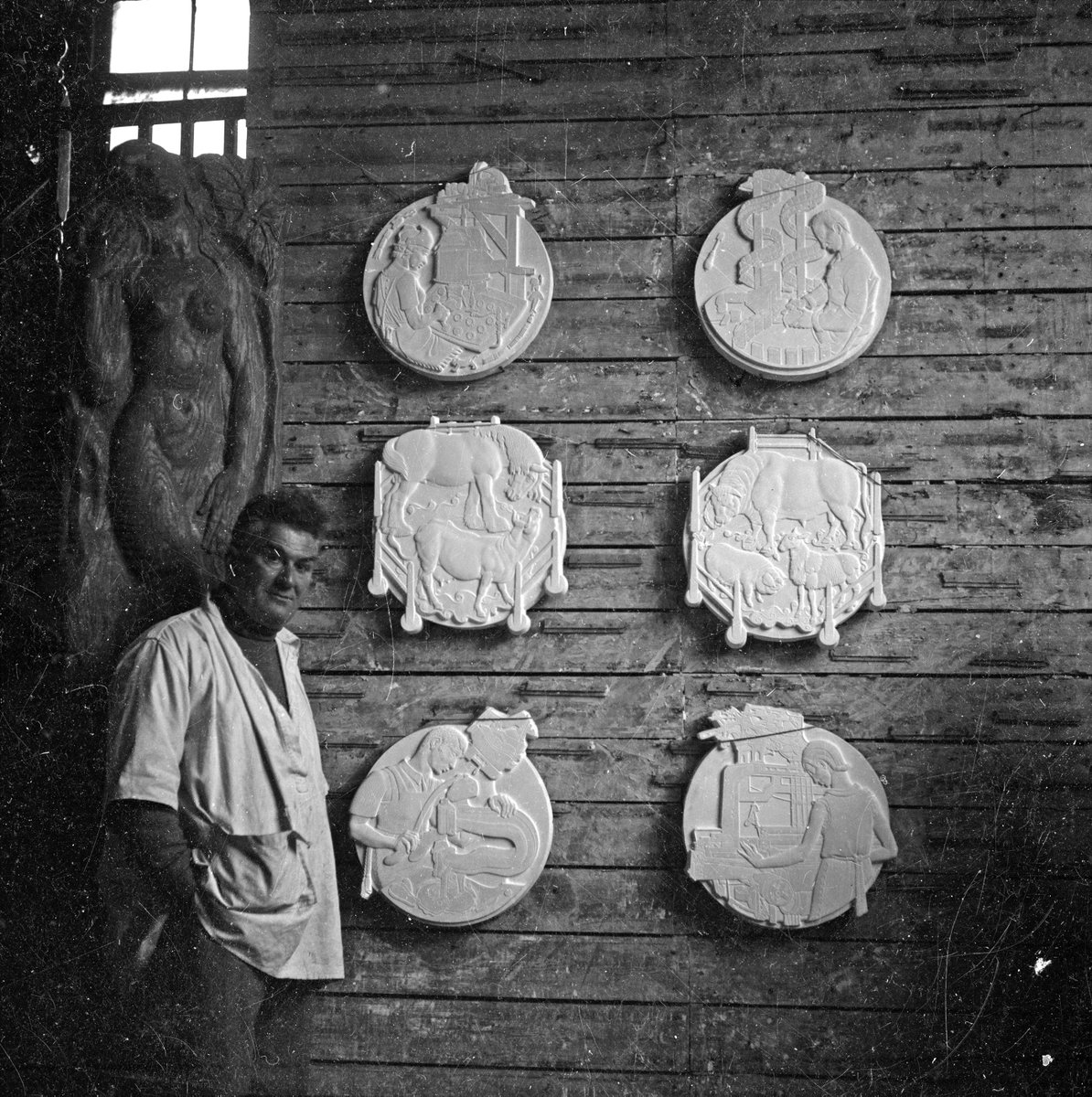 But instead James Woodford's bronze entrance doors.