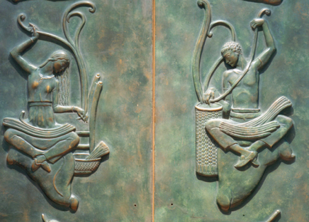 Woodford was also  @the_bsr and developed a specialism in contemporary bronze doors: he did these for Liverpool School for the Blind's Hope Street Extension by his friend Anthony Charles Minoprio, which I think owe something to Ausberg Cathedral and some for the RIBA (more l8r)