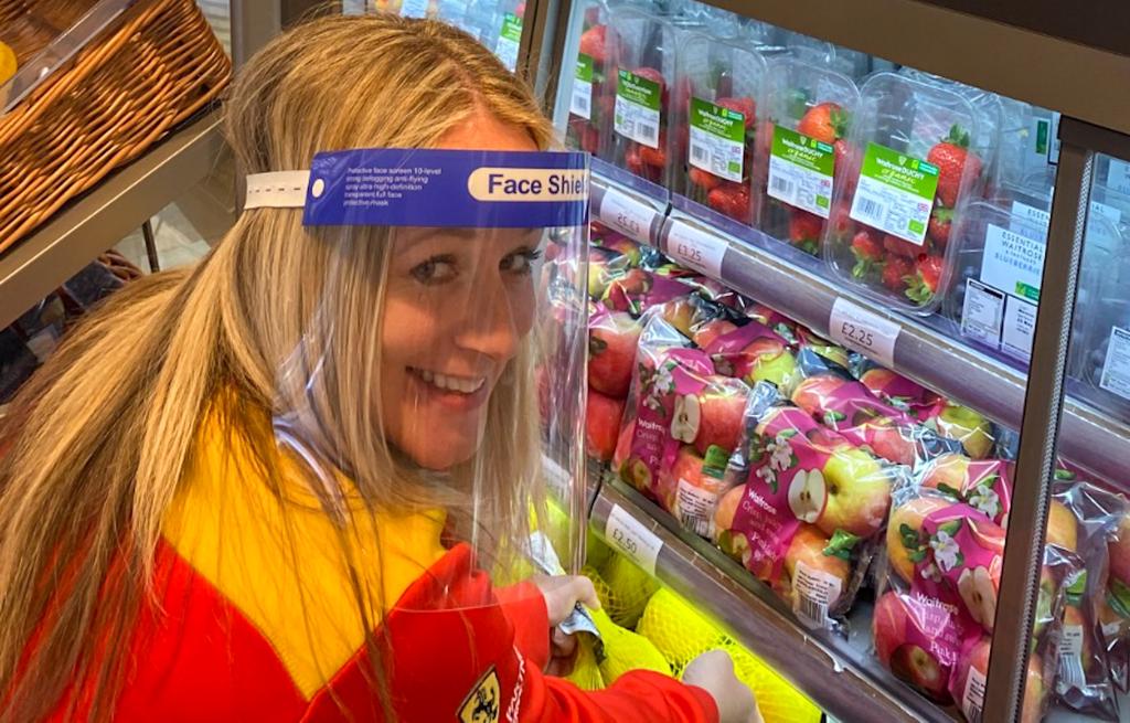 Shell's tweet photo. ⛽ 🍫 From fuel, drinks and snacks
🍎 💧 To fruit, vegetables and hand sanitiser

Teams at Shell service stations around the world have seen customer needs change during the #COVID19 lockdown. Discover how they took on the challenge: https://t.co/5C9ivn4Tiz https://t.co/8DSHgnUJTv