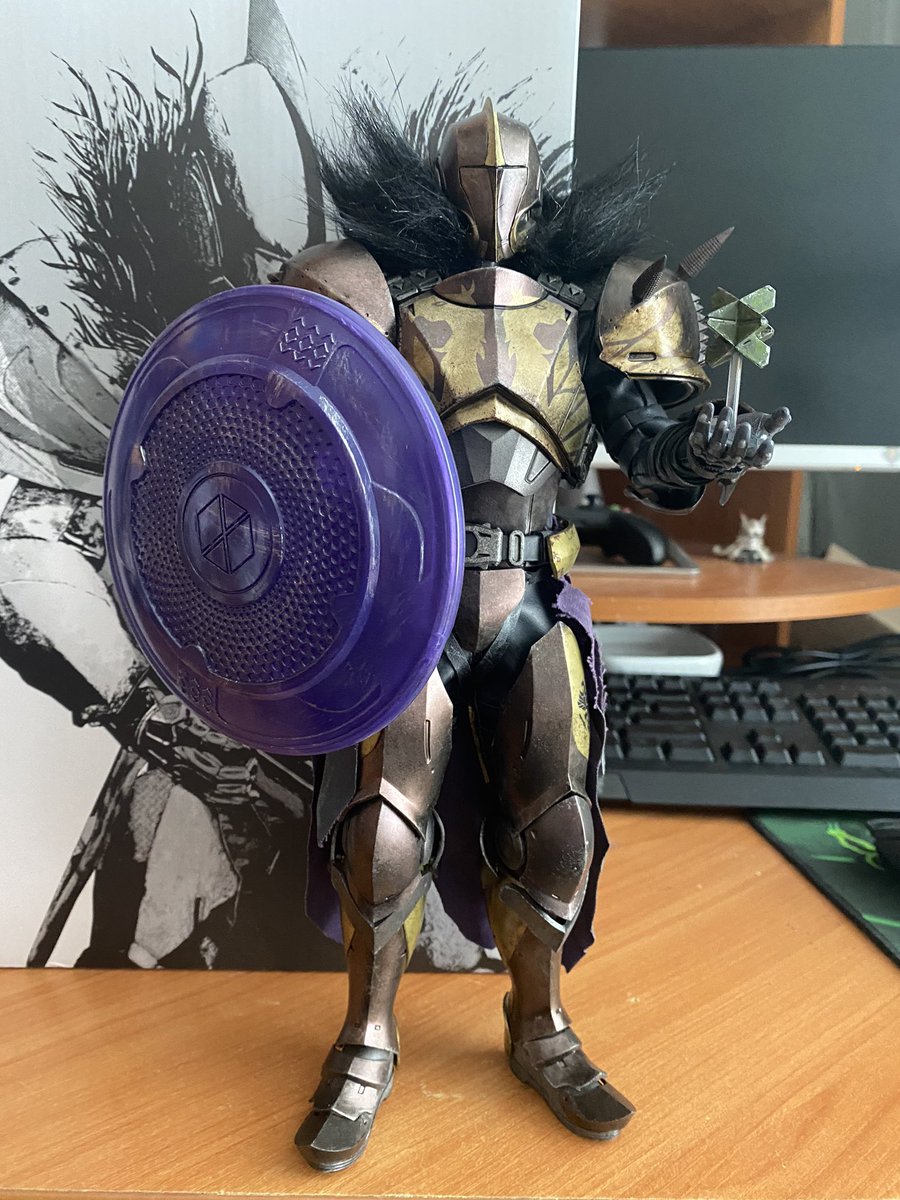 kyokomadness's tweet photo. #Destiny #Titan #Bungie #ComicCave Many thanks to Comic Cave! I love this beautiful titan~ โค๏ธ๐ธ๐ https://t.co/9u946rkzNH