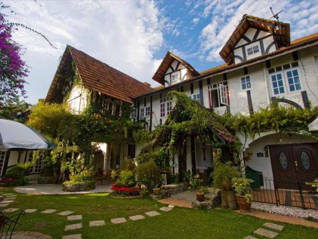 MyStaycations's tweet photo. 📍Planters Country Hotel aka The Bala's Holiday Chalet, Tanah Rata, Pahang

Harga : Dari Rm150/malam

https://t.co/HfXmIOm8g9 https://t.co/7BkgTj8l4b