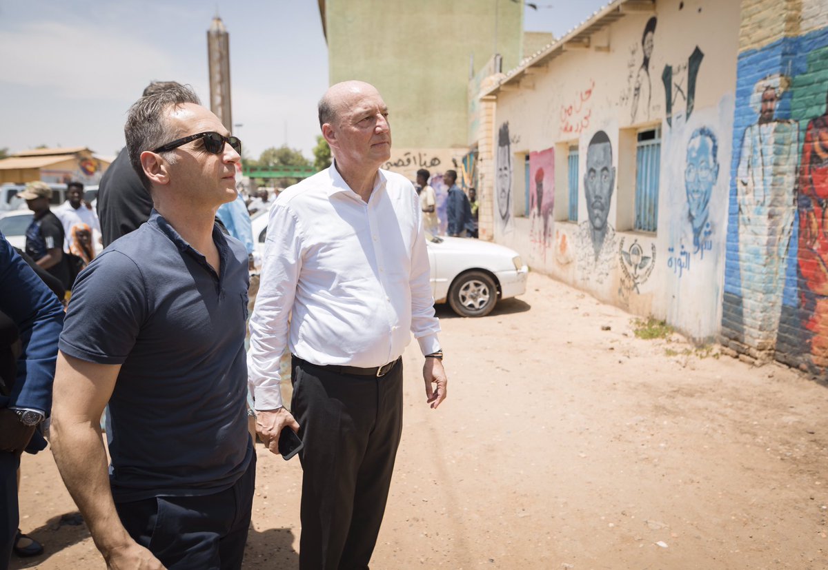 GERonAfrica's tweet photo. #EmbassyOfTheWeek 🌍 #Sudan 🇸🇩
After the civilian-led transitional gov was established, bilateral relations 🇩🇪🇸🇩 have intensified & culminated in the visit of FM @HeikoMaas & Federal Pres. Steinmeier to Khartoum! A lot of work for our embassy, but absolutely worth the while! https://t.co/naMXbus0Qs
