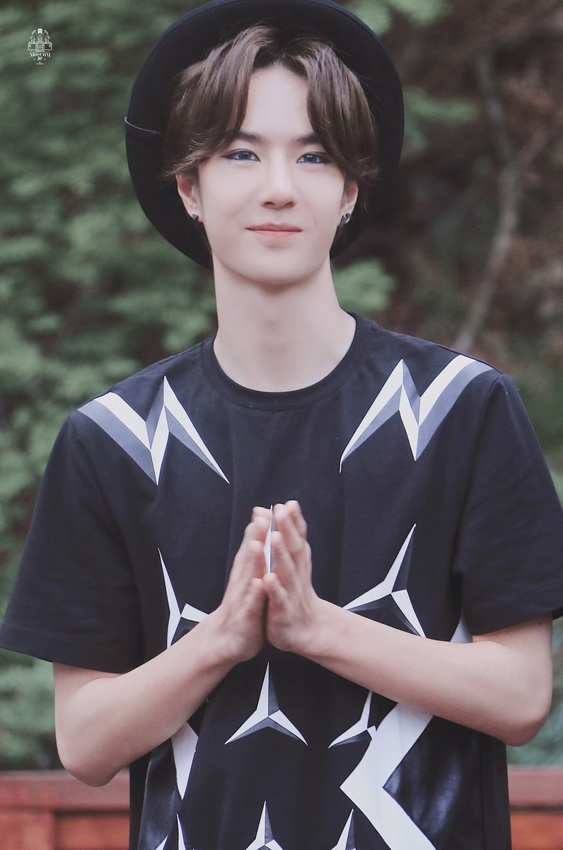 Cr 85Museum·王一博