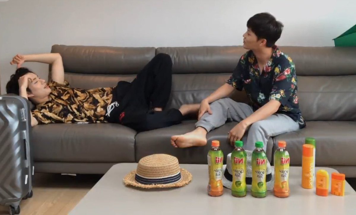 กันเองดีว่ะกุชอบ