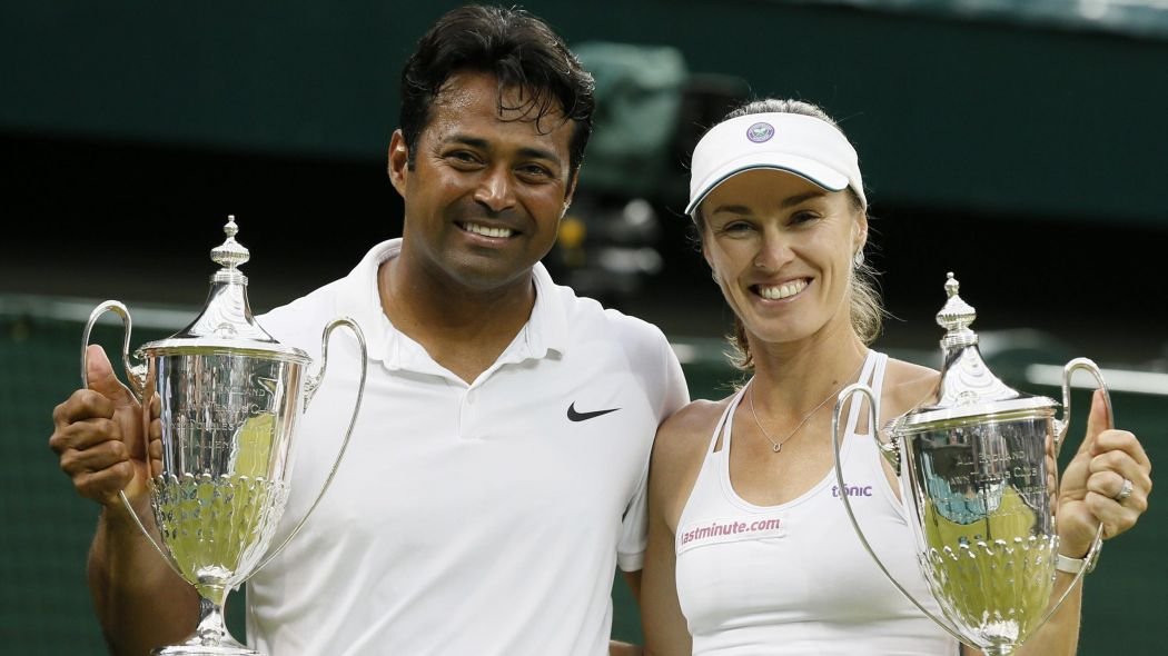 Leander achieved tremendous success as a mixed doubles player as well winning 10 titles. He has had the unique distinction of winning titles with Martina Navratilova and with  @mhingis (big big crush <3) who as you all know was named after Navratilova.