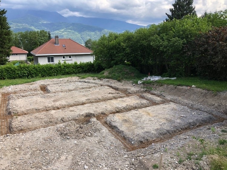 FederalyG's tweet photo. 𝓝𝓸𝓾𝓿𝓮𝓪𝓾 𝓹𝓻𝓸𝓰𝓻𝓪𝓶𝓶𝓮
Ferraillage des fondations en cours pour ce nouveau programme de 5 villas, "Les Varciaux" à St Ismier (38) pour le compte d' Afidial Promotion.
Merci à eux pour leur confiance renouvelée. 😊
#federaly #construction #villas #stismier #isere https://t.co/WLljloWBSC