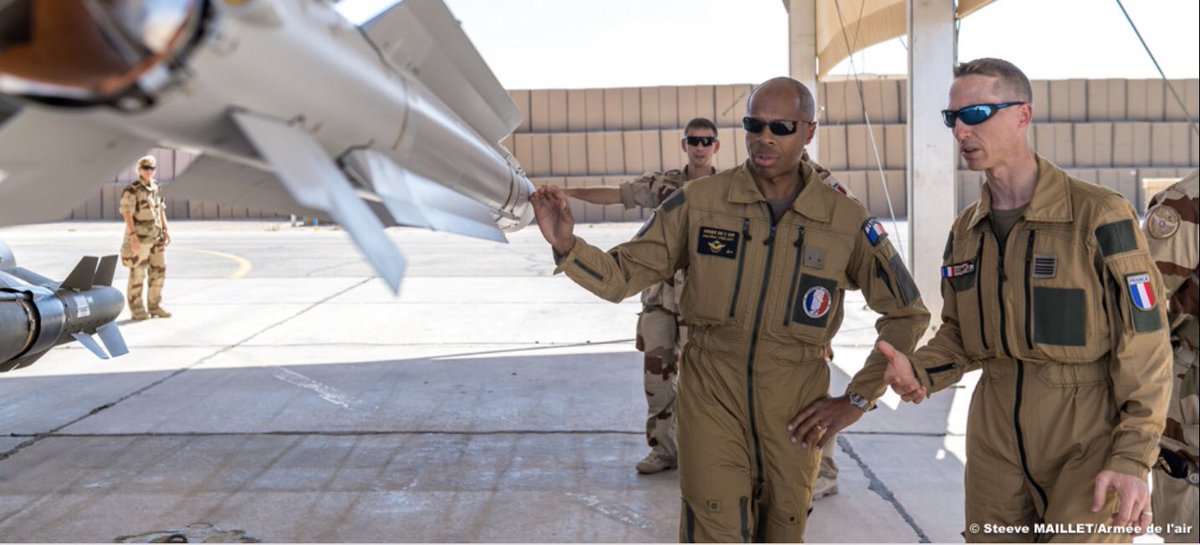 Wassim Nasr (@simnasr) on Twitter photo Le Général de brigade aérienne Jean-Marc Vigilant <a href="/Armee_de_lair/">Armée de l'Air et de l'Espace</a> devient directeur <a href="/ecoledeguerre/">École de Guerre</a> à partir du 27 juillet 2020. Le Général de brigade aérienne Jean-Marc Vigilant <a href="/Armee_de_lair/">Armée de l'Air et de l'Espace</a> devient directeur <a href="/ecoledeguerre/">École de Guerre</a> à partir du 27 juillet 2020.