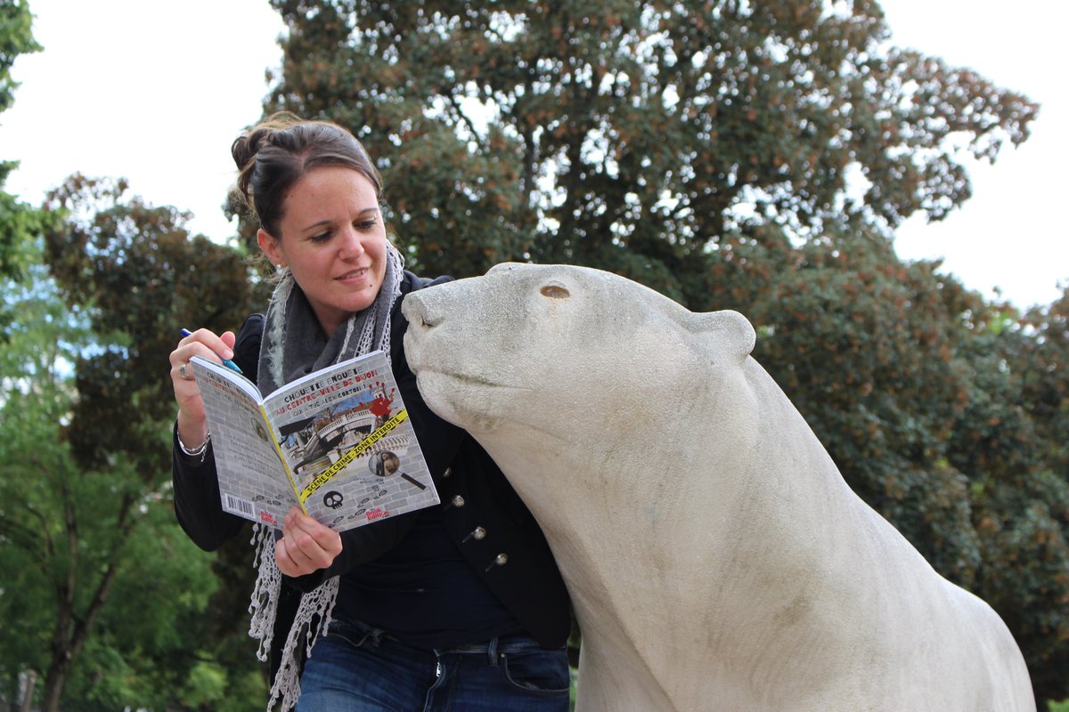 Alors #Pompon tu penses que c'est qui le #tueur du jardin #Darcy ? Pour le savoir, RDV ce samedi 20 juin de 10h à 12h30 à la #brasserie #LaComédie à #Dijon pour vous procurer le #livre d'#enquête 🕵️‍♀️👮‍♂️
+d'infos : Facebook/ChouetteEnquete21