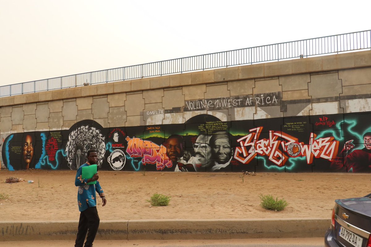 alaattindogru1's tweet photo. #RBSCrew #grafiti #Akonga:
"#GeorgeFloyd'un ölümü, #Afrika kökenlilere yıllardır uygulanan ayrımcılığı ortaya çıkardı.Duvardaki resimler de bu şiddete tepki olarak yapıldı"
“Yeni teknoloji imkanları sayesinde dünya Afrikalılara yönelik bu #ırkçı davranışlara bizzat şahit oldu” https://t.co/tPRxamG7Jq