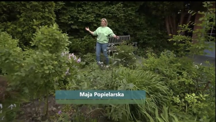 SlawekMazurek's tweet photo. Już teraz o zaletach deszczówki i urządzaniu ogrodu w ramach dyskusji o #suszy i #retencji w @MinKlimatu #AlwaysPerfect Maja #Popielarska 💚🌸🌻🌼☘️💧 https://t.co/h5rIg5v9Ru