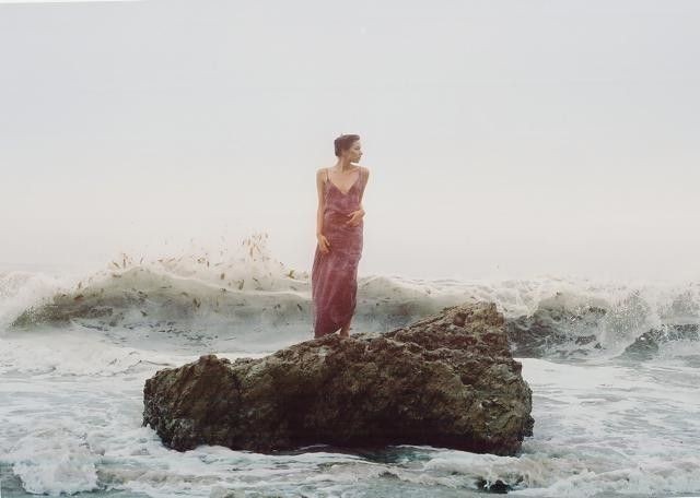 Poetry is what happens when nothing else Can.
(Charles Bukowski)
-📷Tamara Lichtenstein-