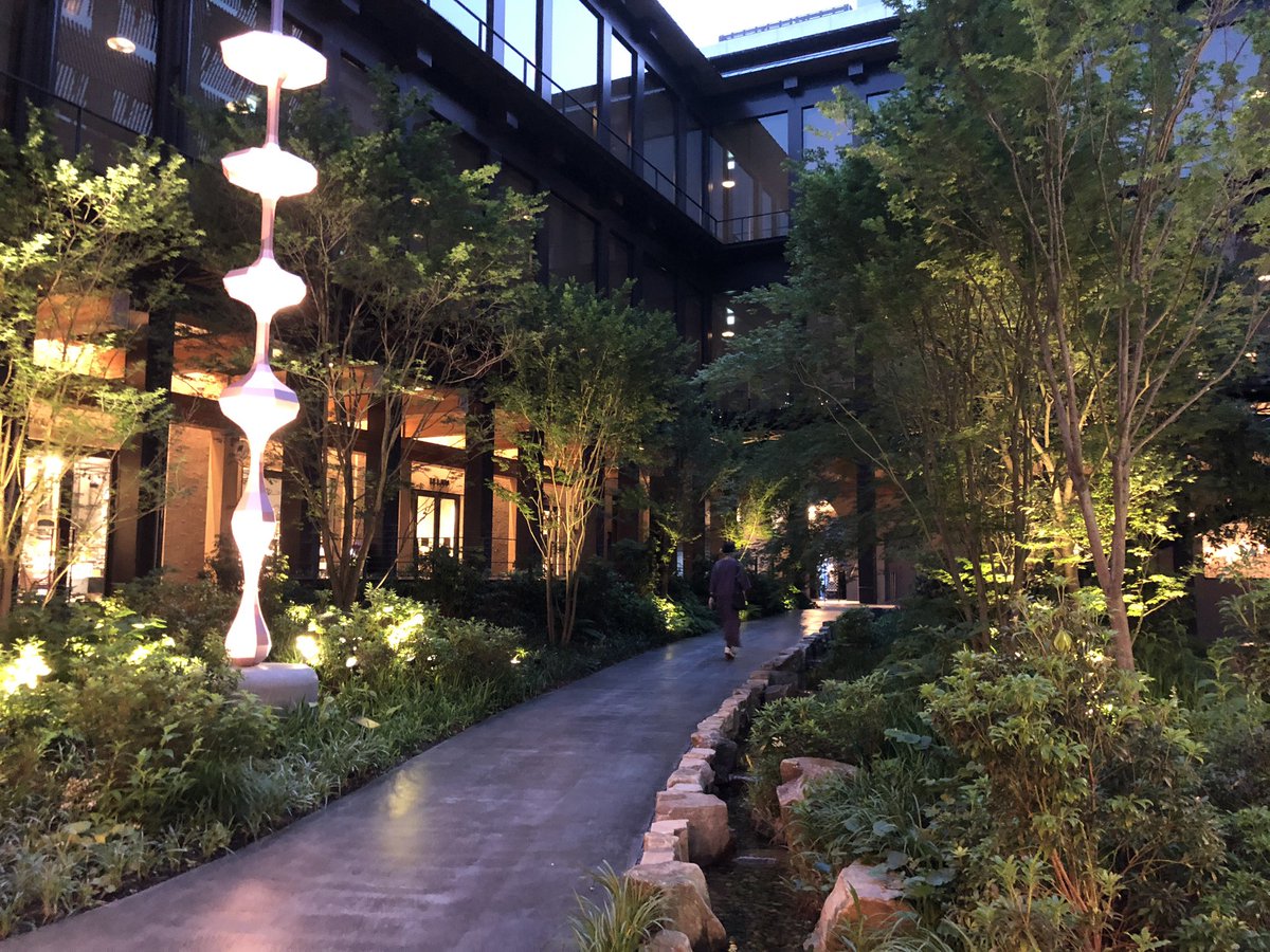 きょうひ Kyohi Kang Na Twitteru リニューアルした 京都御池の 新風館 に行ってみた Portlandで有名な地域コミュニティ型ホテルのace Hotelとか 見たことないほどの種類の苔玉が自分で作れる Thisis Sizenとか 今度はホテル内のカフェでコーヒー買お Https T