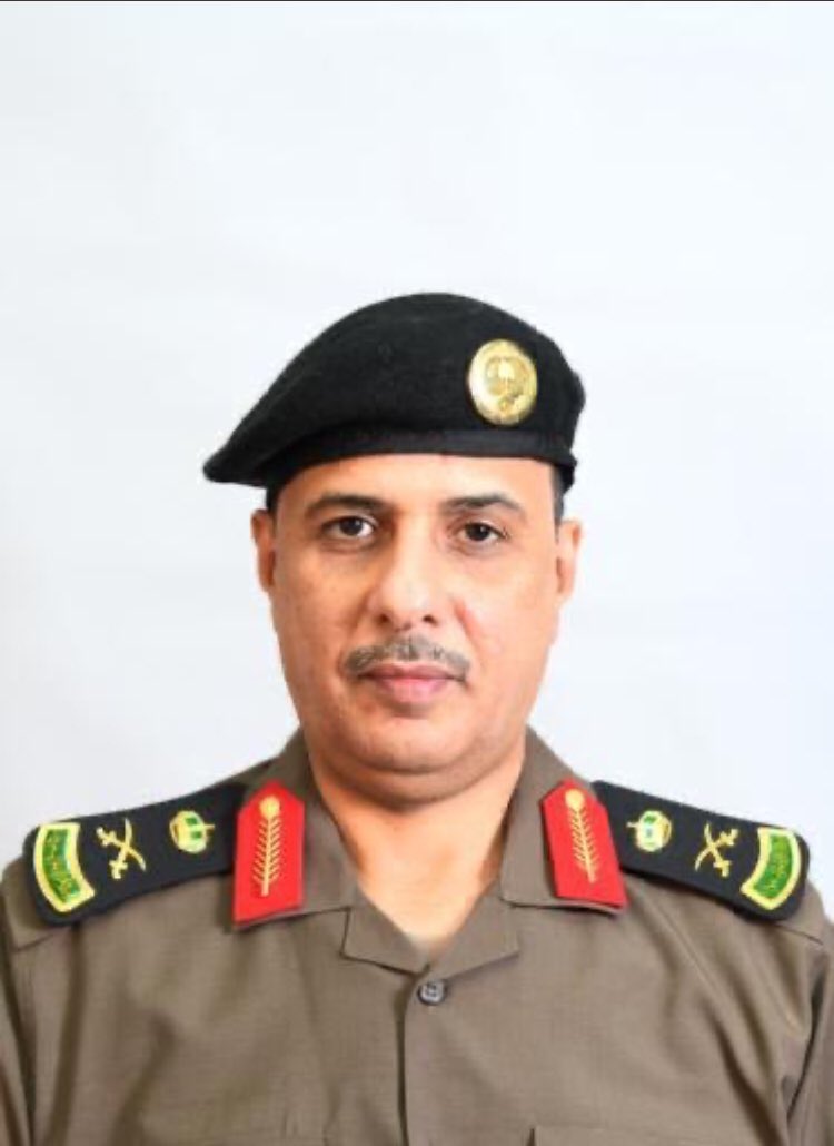 NEWS_AISAIQA's tweet photo. تهنئه:
نبارك لابن العم :
وليد عبدالعزيز الخضيري الحسني 
بمناسبة ترقيته إلى رتبة "لواء"
نسأل الله له التوفيق والسداد 
والف الف مبروك
#السلقا_الرسمي #الحسني #عنزة #القصيم https://t.co/JeKD72QCp4