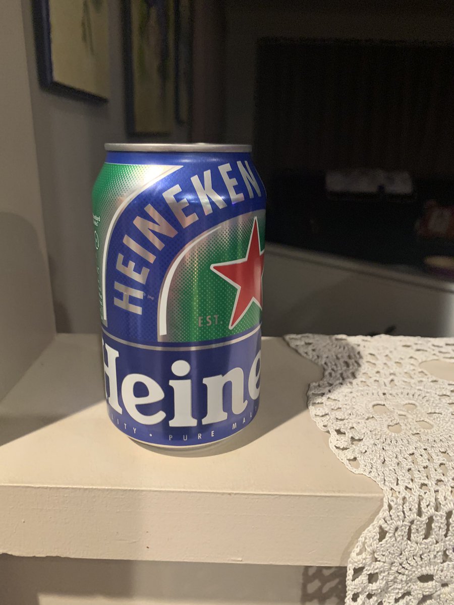 alanhsmith's tweet image. Can we all just finally agree that nobody drinks beer because it tastes good! So what then is the actual point of this?  
Surely there are better tasting zero alcohol beverages you’d rather have? #zeropointzerobeer #whatisthepoint