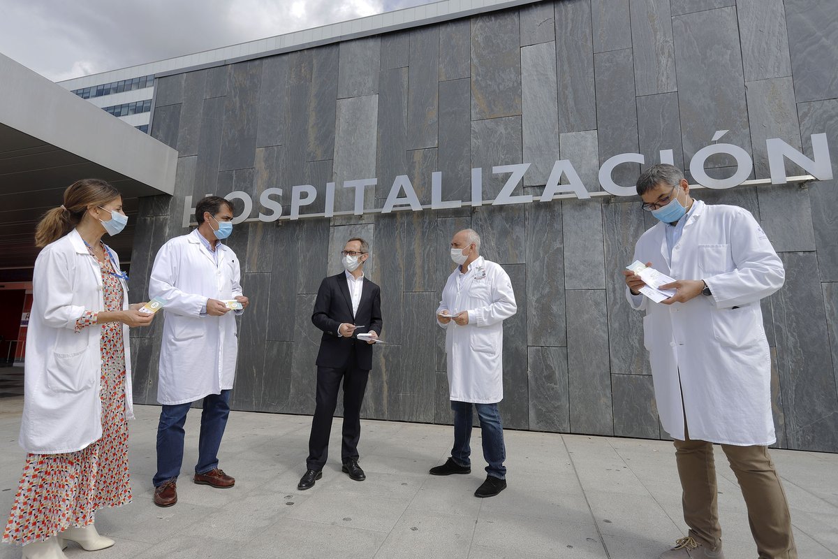 Muchas familias pasan por una coyuntura muy delicada en estos momentos. Como muestra de apoyo, y en nombre de nuestros sanitarios, hemos donado 4.000 tarjetas #solidarias a diferentes entidades sociales ➡ bit.ly/3hFluzs

<a href="/FundAlimerka/">Fundación Alimerka</a>
#EstamosJuntosEnEsto 
#Alimerka