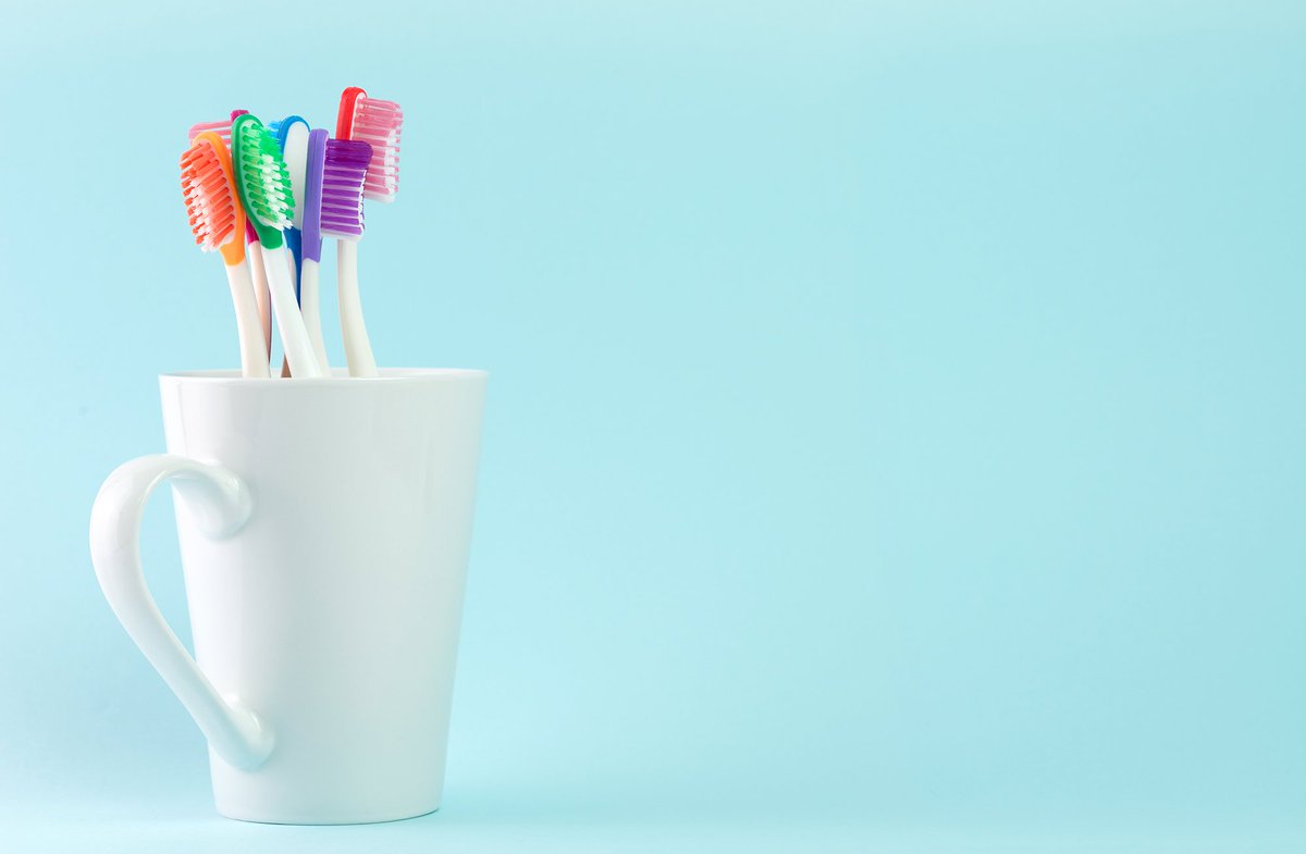 Poor oral health could worsen Crohn’s disease, study shows ⬇️ 
dentistry.co.uk/2020/06/17/poo…
#oralhealth #crohnsdisease #ibs #dentistry #dental #gutinflammation #colitis #dentistryonline #dentalhealth #teeth #gumhealth #gums