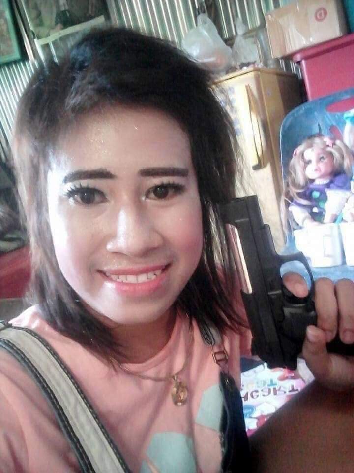 palmmmmmmmmmy's tweet photo. @true_insidenews จะยิงต่อผู้ร้ายเกียมปืน https://t.co/XwyrLOQy0p