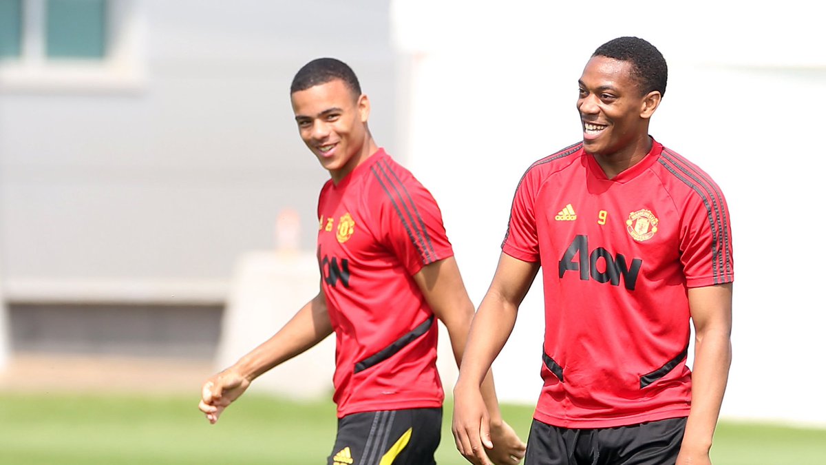UTDUA9's tweet photo. The prem is back https://t.co/CzBaqrWf6m