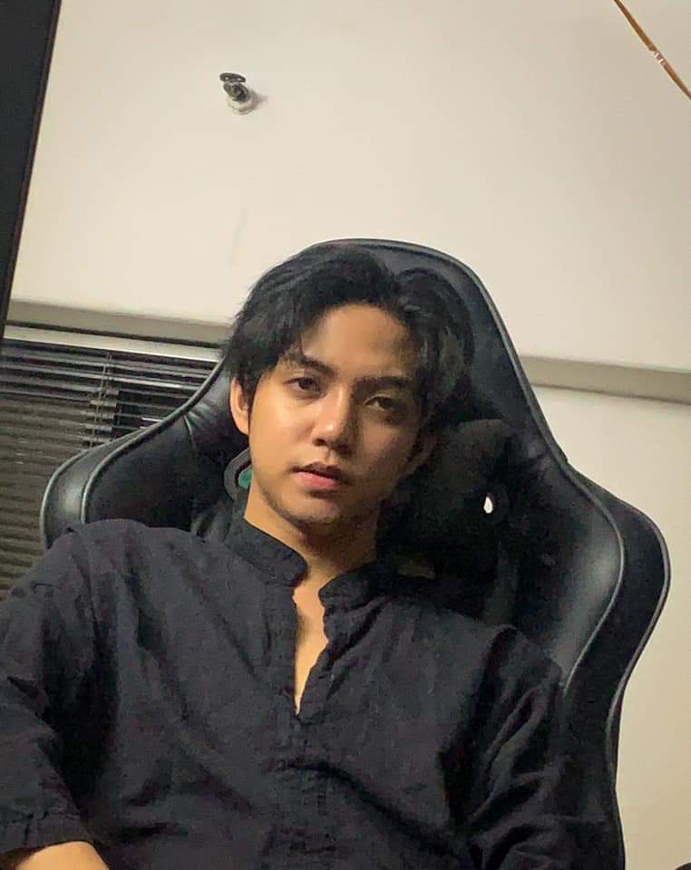 renselsabando31's tweet photo. Sa lahat ng character ng #DitoMunaTayo
Saludo ako sa inyo / kaming #TeamHoLa ay nagpapasalamat sa inyo. @Beverly_Cumla @BenedixRamos @itsmekhym @kyoquijano @haideefinition @patoofkithara #EndCall
You made our Quarantine more meaningful🙌♥️❣️
WARNING : A THREAD!!! https://t.co/F9c54Q98FI
