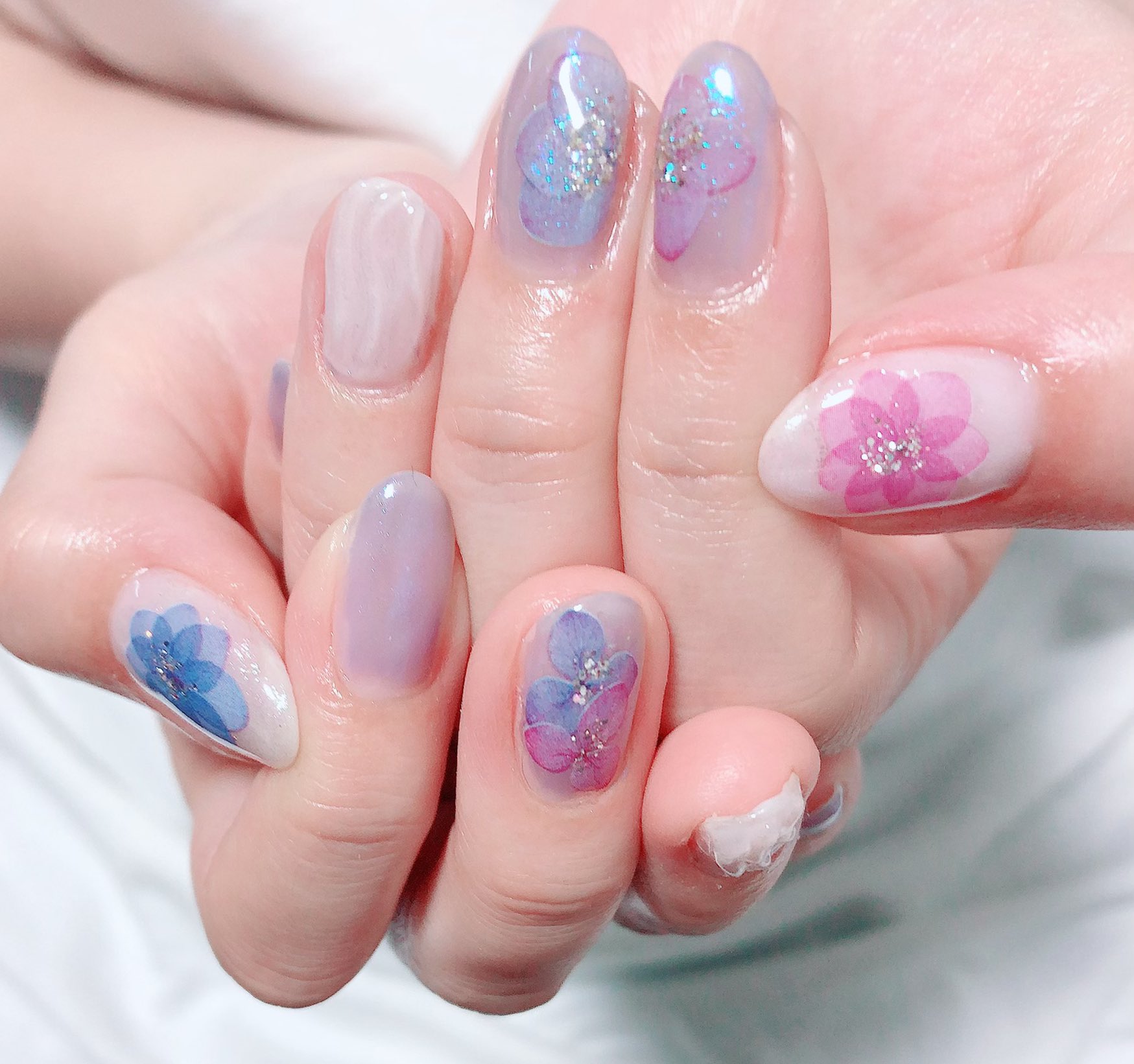 まむ Twitterissa この前購入した Momoスターリーパウダー めちゃくちゃ可愛い 写真じゃ分かりにくいかもだけど 絶妙なオーロラの輝き具合 好きすぎる いい買い物したな 6月も半ばになり 急いで紫陽花ネイルにチェンジした まむ Twitterissa この前購入した Momoスターリーパウダー めちゃくちゃ可愛い 写真じゃ分かりにくいかもだけど 絶妙なオーロラの輝き具合 好きすぎる いい買い物したな 6月も半ばになり 急いで紫陽花ネイルにチェンジした