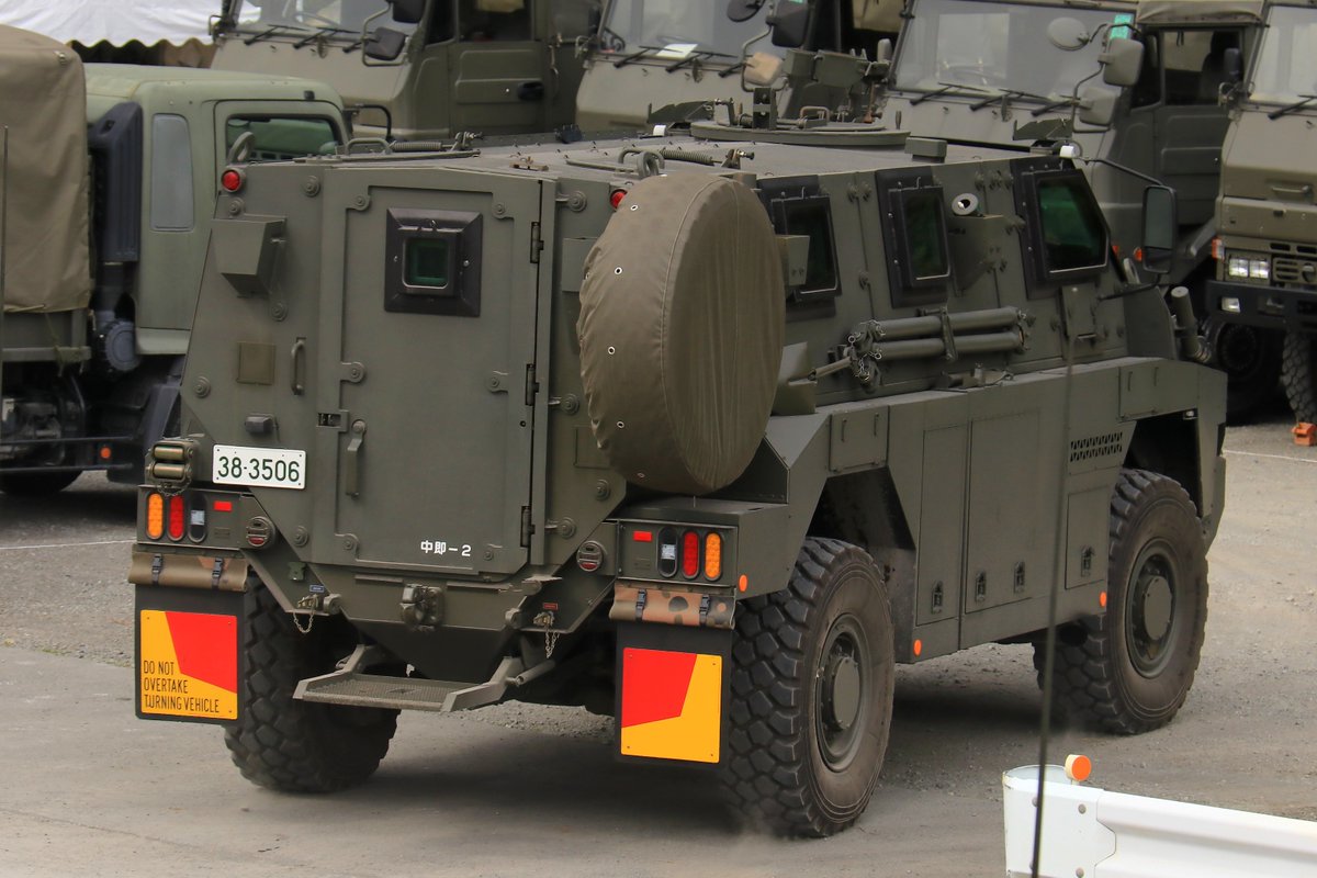 【貴重】陸上自衛隊　輸送防護車ブッシュマスター 陸上自衛隊 輸送防護車 ブッシュマスター (完成品AFV) - ホビー