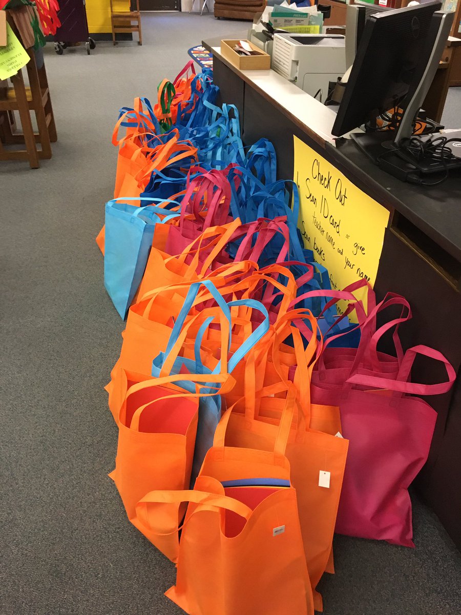 davisc651's tweet photo. Looking forward to seeing you today at College Park to pick up your activity bags from 10:30 to 12:00! @collegeparkelem #adventureawaitsCPE  #adventureawaitsMCPS https://t.co/ZYpIN9hbUV