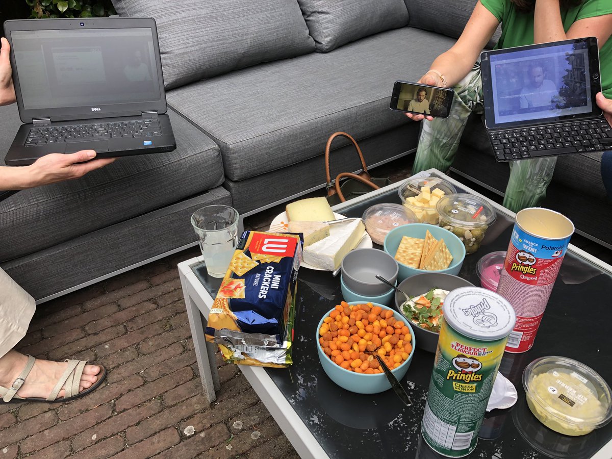 Eva Leeman tweet media