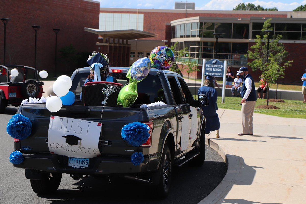 BlueEagleTV's tweet photo. A splash of graduation photos to enjoy 😎 There are many more to come thanks Mr. Jeff Telke, WPS Supervisor of Technology. #whseaglessummer2020 https://t.co/QvRWr3xKVL