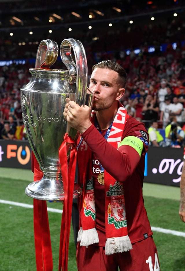 Happy Birthday to the LFC Captain Jordan Henderson  He turns 30 today  