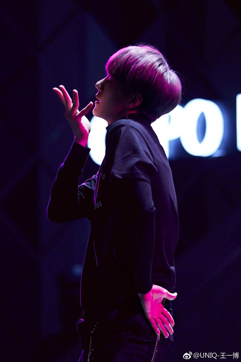 180421 Episode 1 [Look 1] - Introductory Dance