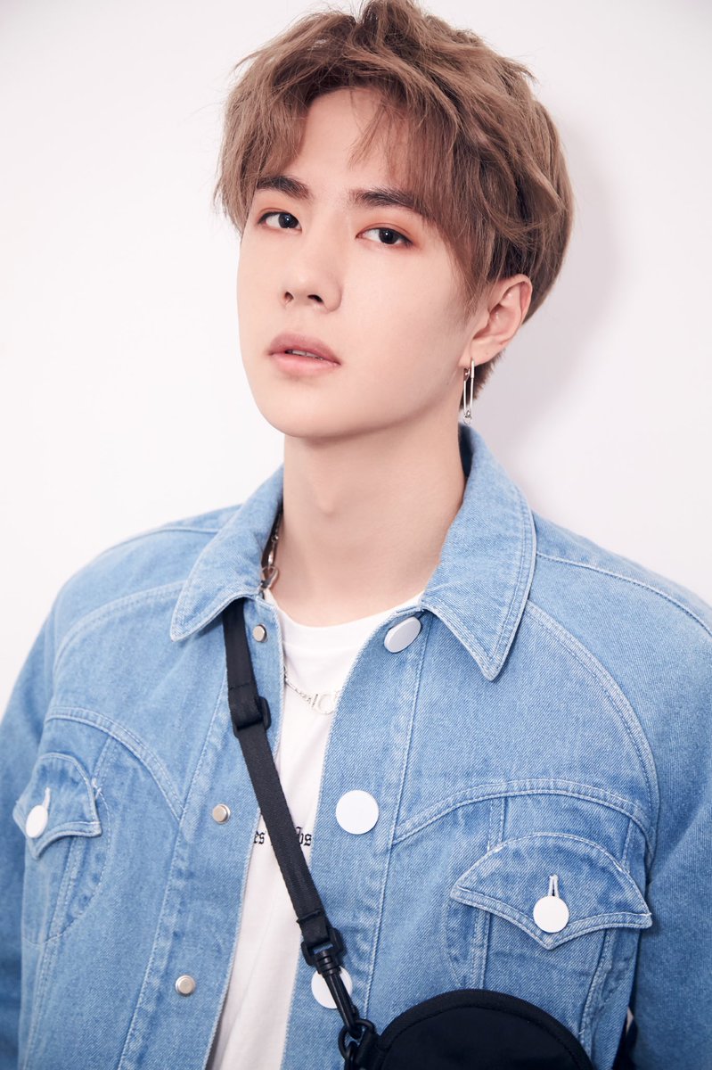 180428 Episode 2 [Look 2]