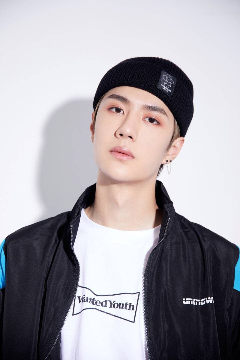 180609 Episode 8 [Look 2]